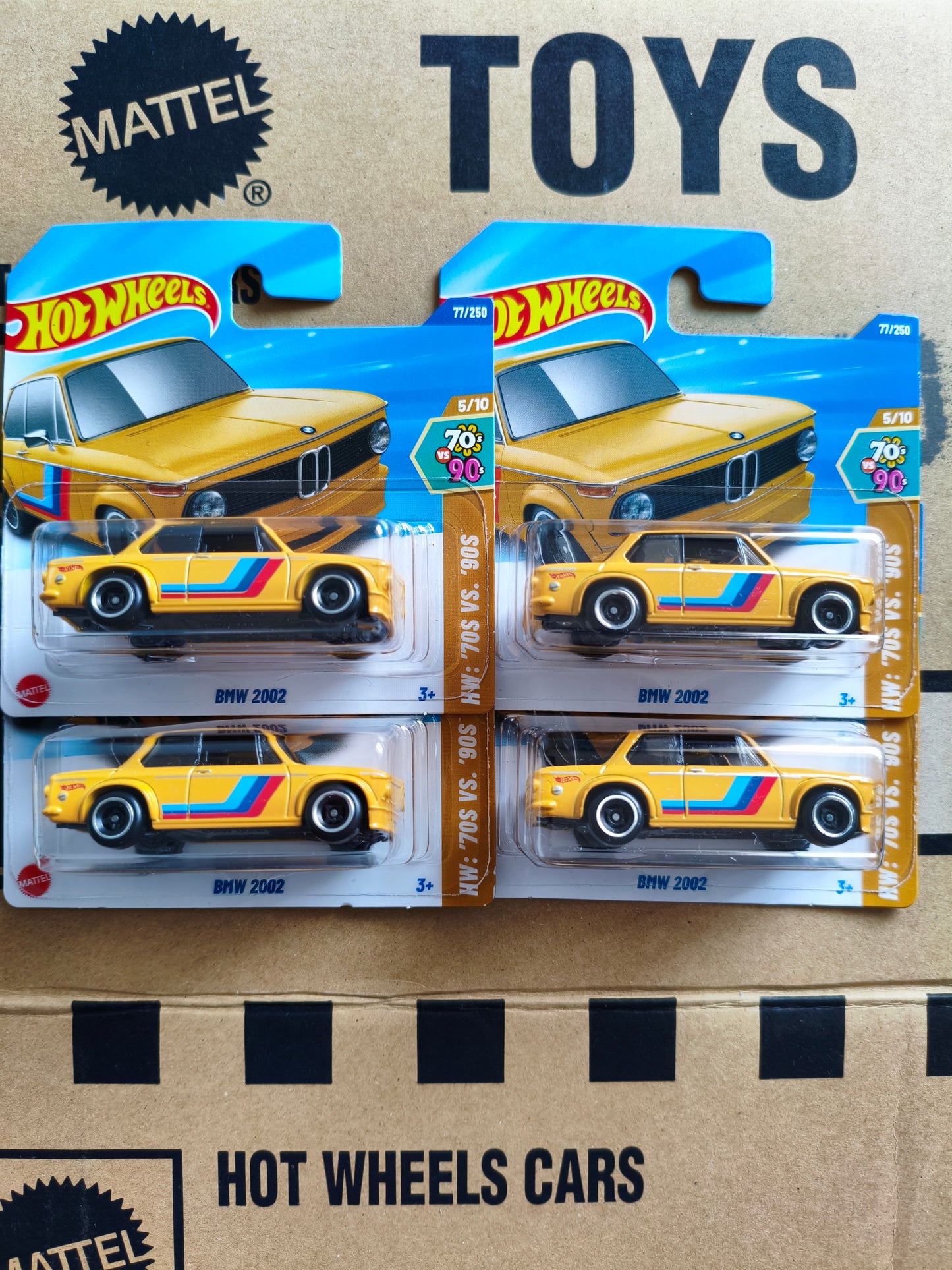 Hot Wheels Mainline BMW 2002 | Skala 1:64