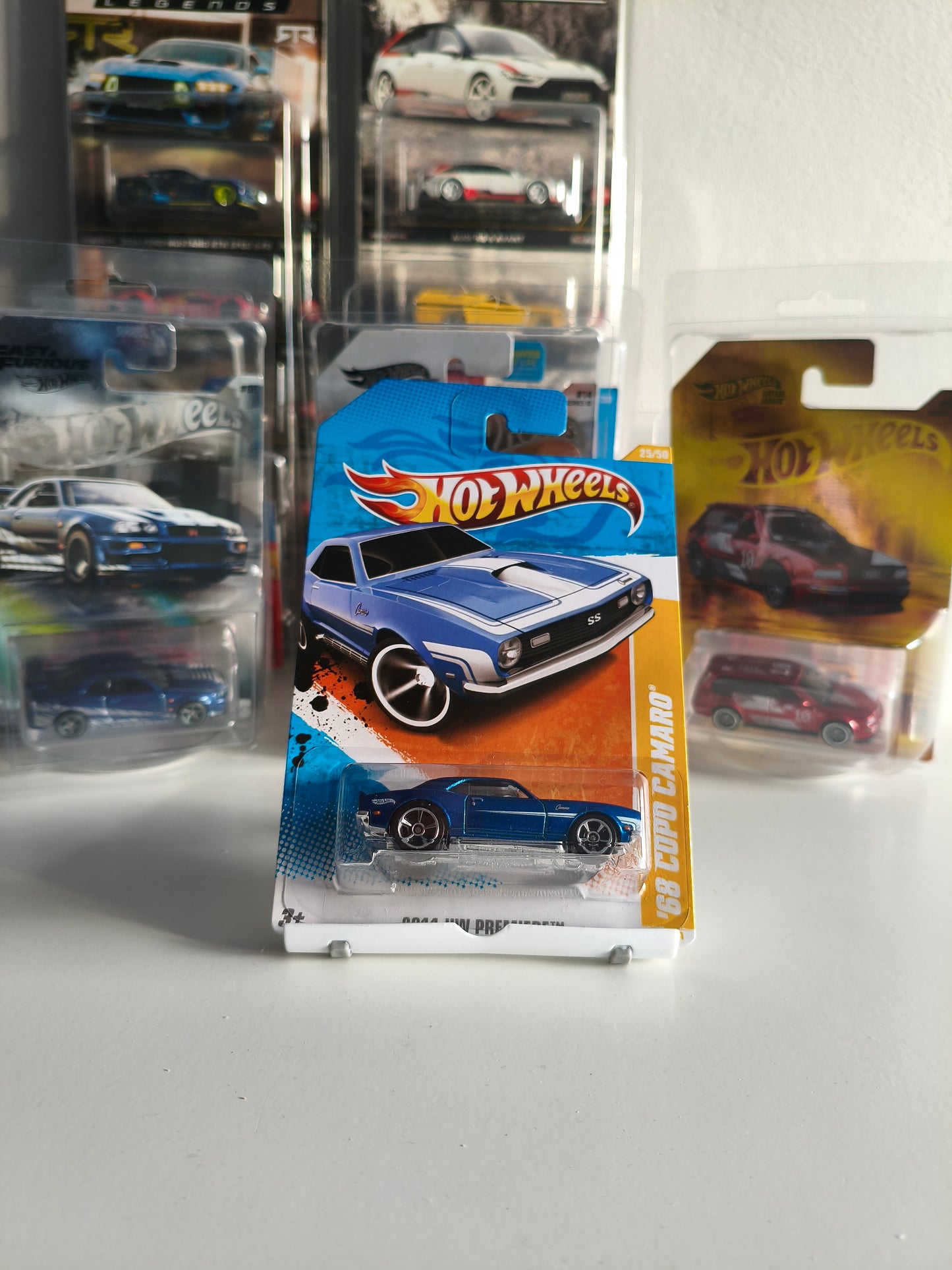 Hot Wheels 68 Copo Camaro 2011 HW Premiere 1:64 Diecast
