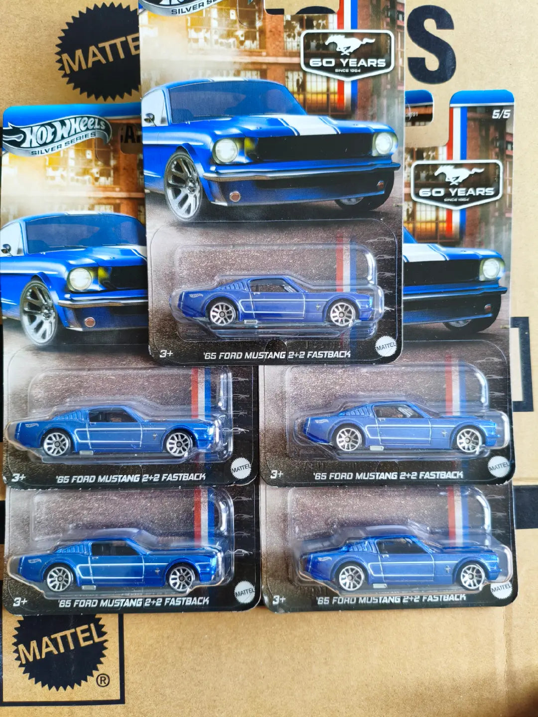 Hot Wheels Silver Mustang 60's Ford Mustang Fastback 2+2 | CHASE | Skala 1:64