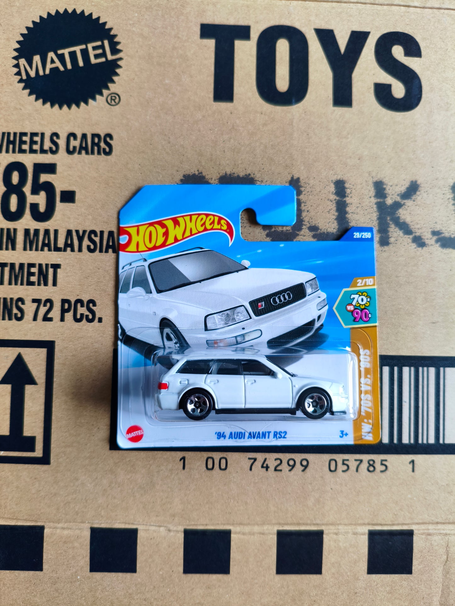 Hot Wheels Mainline Audi Avant RS2| Skala 1:64