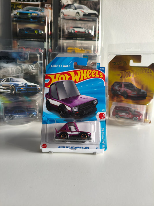 Hot Wheels Nissan 2000GT-R LBWK HW J-Imports 1:64 Diecast
