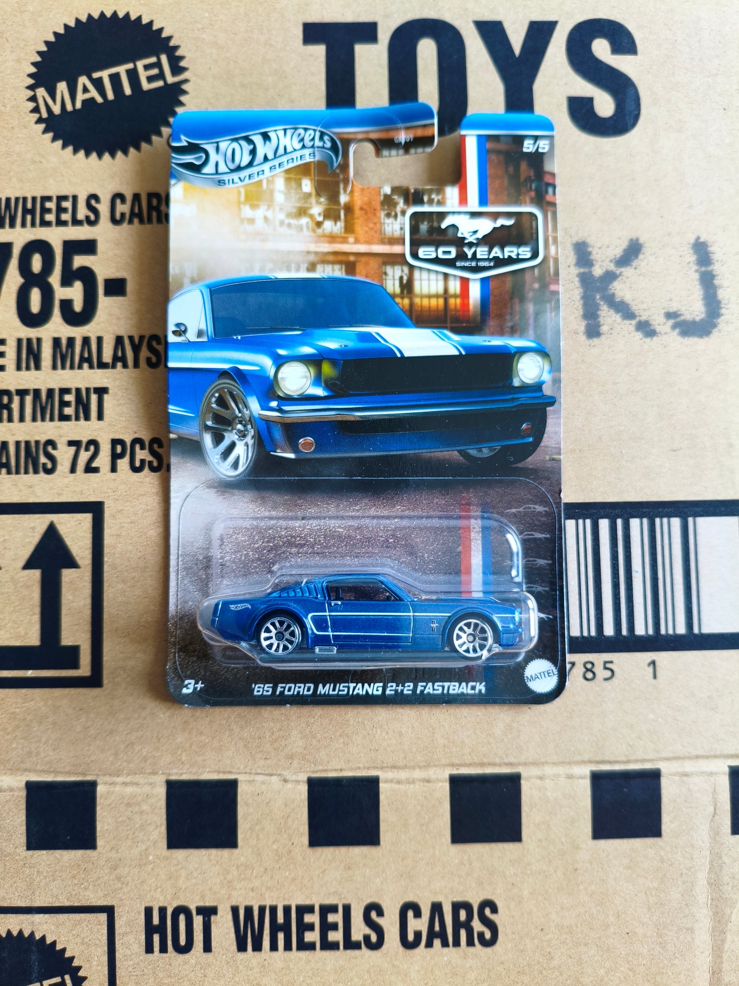 Hot Wheels Silver Mustang 60's Ford Mustang Fastback 2+2 |  CHASE | Skala 1:64