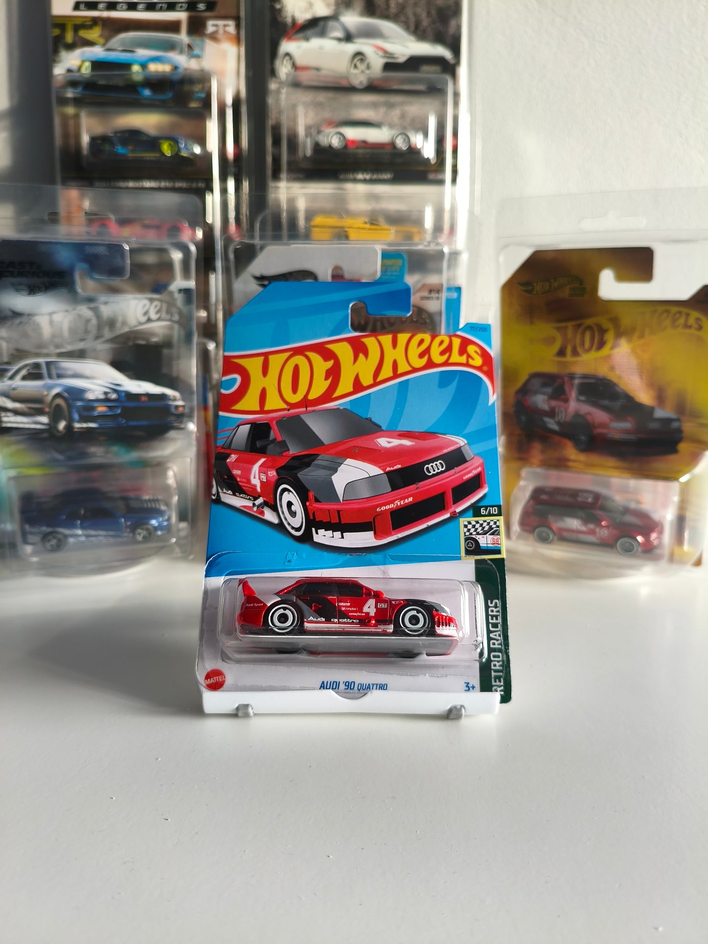Hot Wheels Audi 90 Quattro Retro Racers 1:64 Diecast