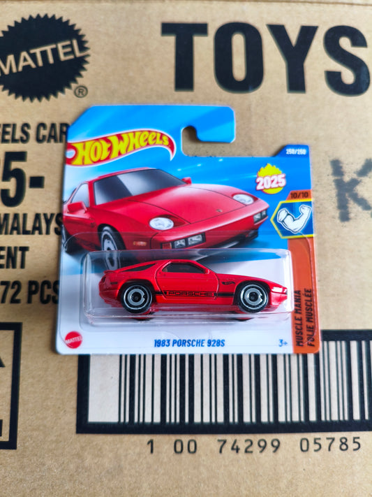 Hot Wheels Mainline Porsche 928S 1983  | Skala 1:64