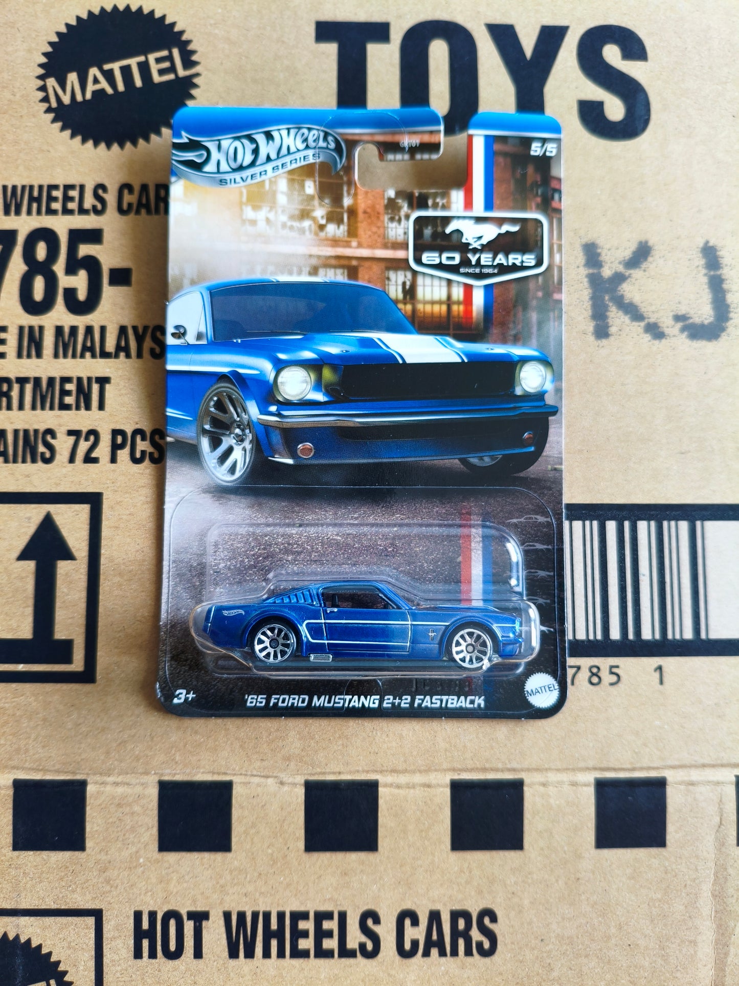 Hot Wheels Silver Mustang 60's Ford Mustang Fastback 2+2 |  CHASE | Skala 1:64