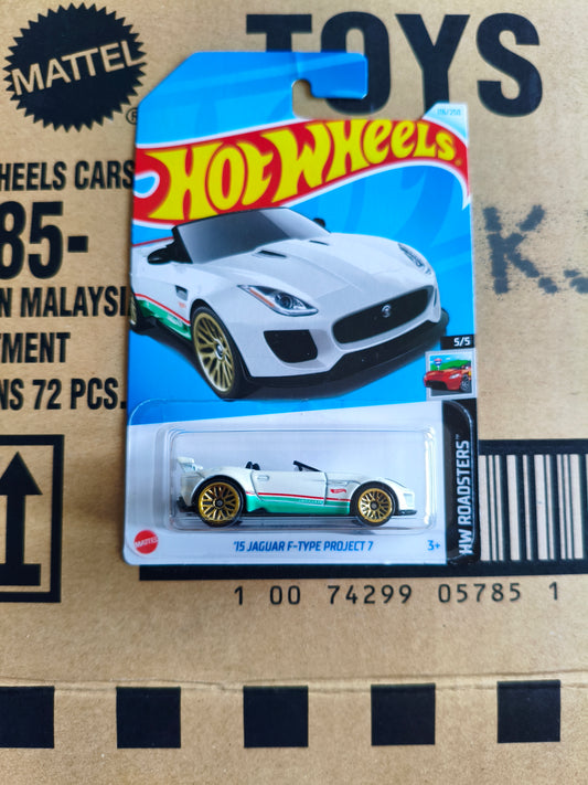 Hot Wheels Mainline Jaguar F-Type Project 7  | Skala 1:64