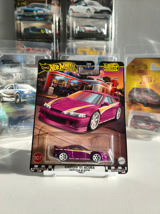 Hot Wheels Custom Acura Integra GSR Boulevard 1:64 Diecast