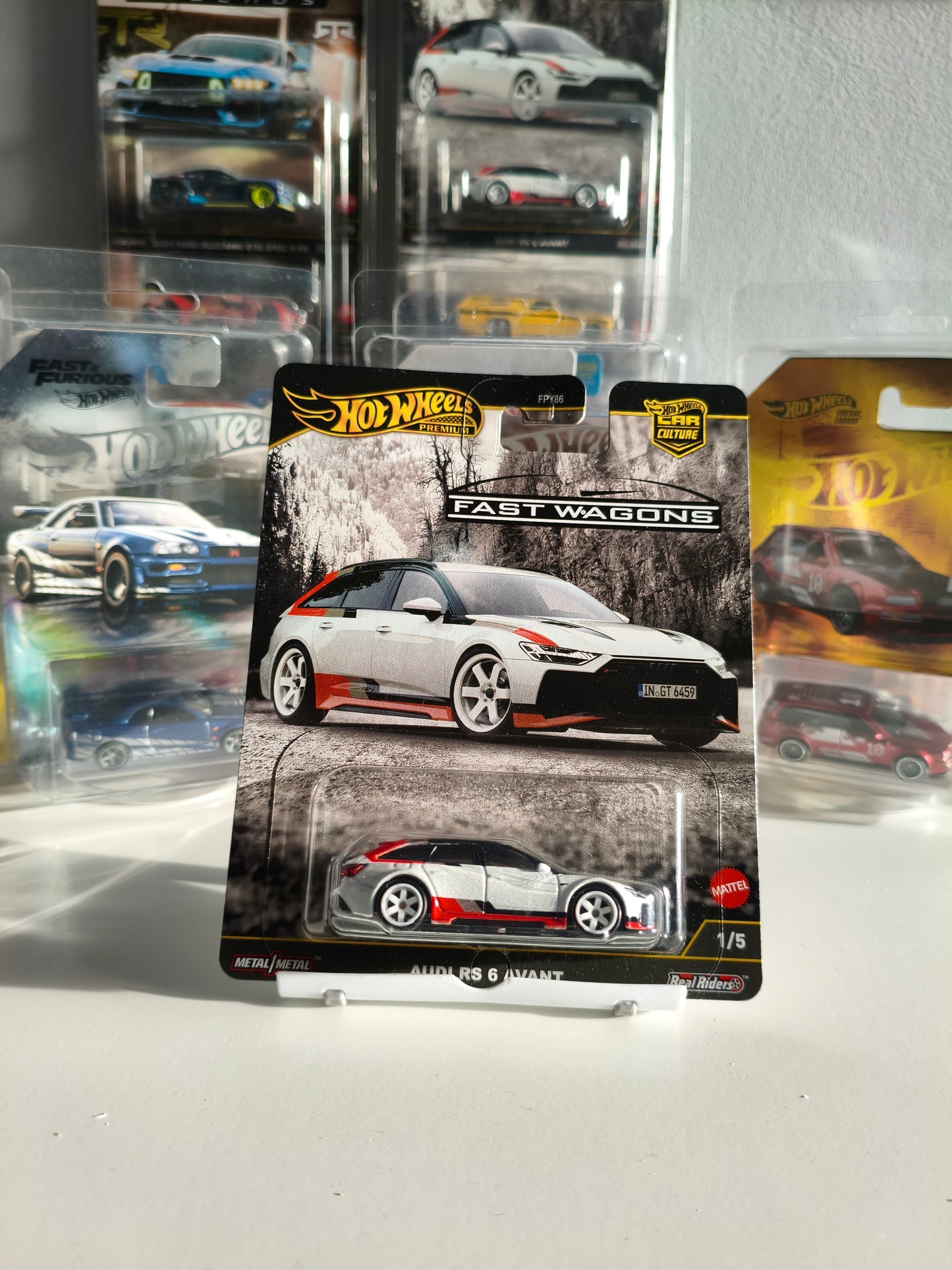 Hot Wheels Audi RS6 Avant Fast Wagons 1:64 Diecast